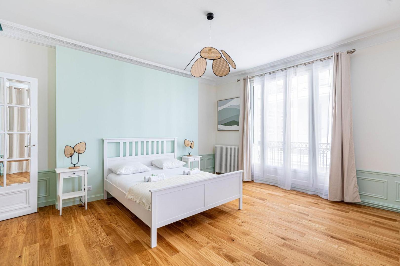Ferienwohnung Guestready - Apt Moderne - Direct Champs Elysees Clichy Exterior foto